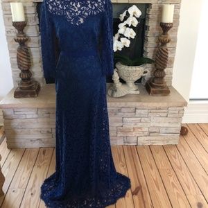 Tadashi Shoji Illusion 3/4 sleeve long dress